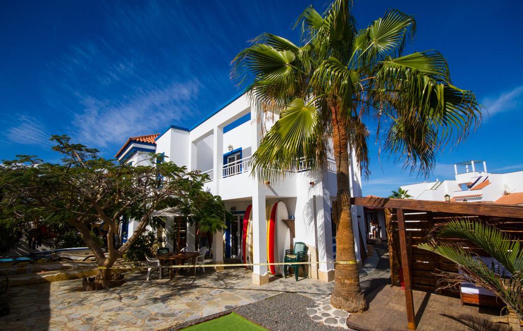 科拉雷侯 Surfhouse酒店 外观 照片